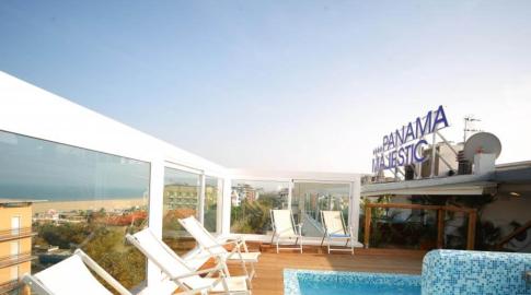 hotelpanamamajestic it spiaggia-e-ristorante 043